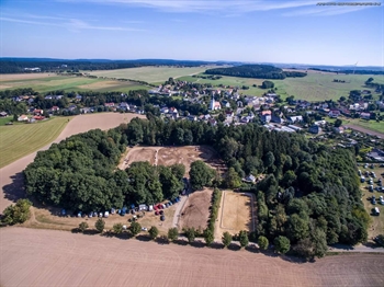 Reitplatz Colmnitz von oben.jpg